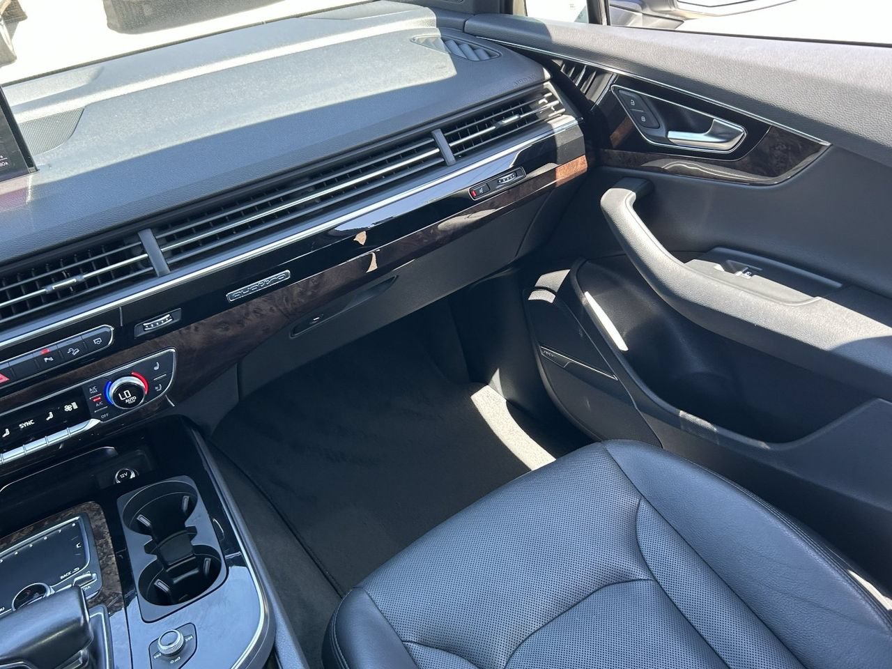 Used 2019 Audi Q7 3.0T Premium Plus w/ Premium Plus Package AWD/4WD image 20