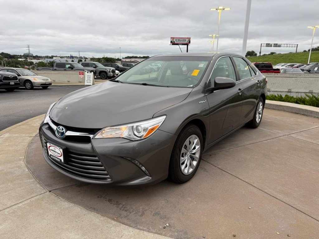 Used 2017 Toyota Camry LE FWD image 11
