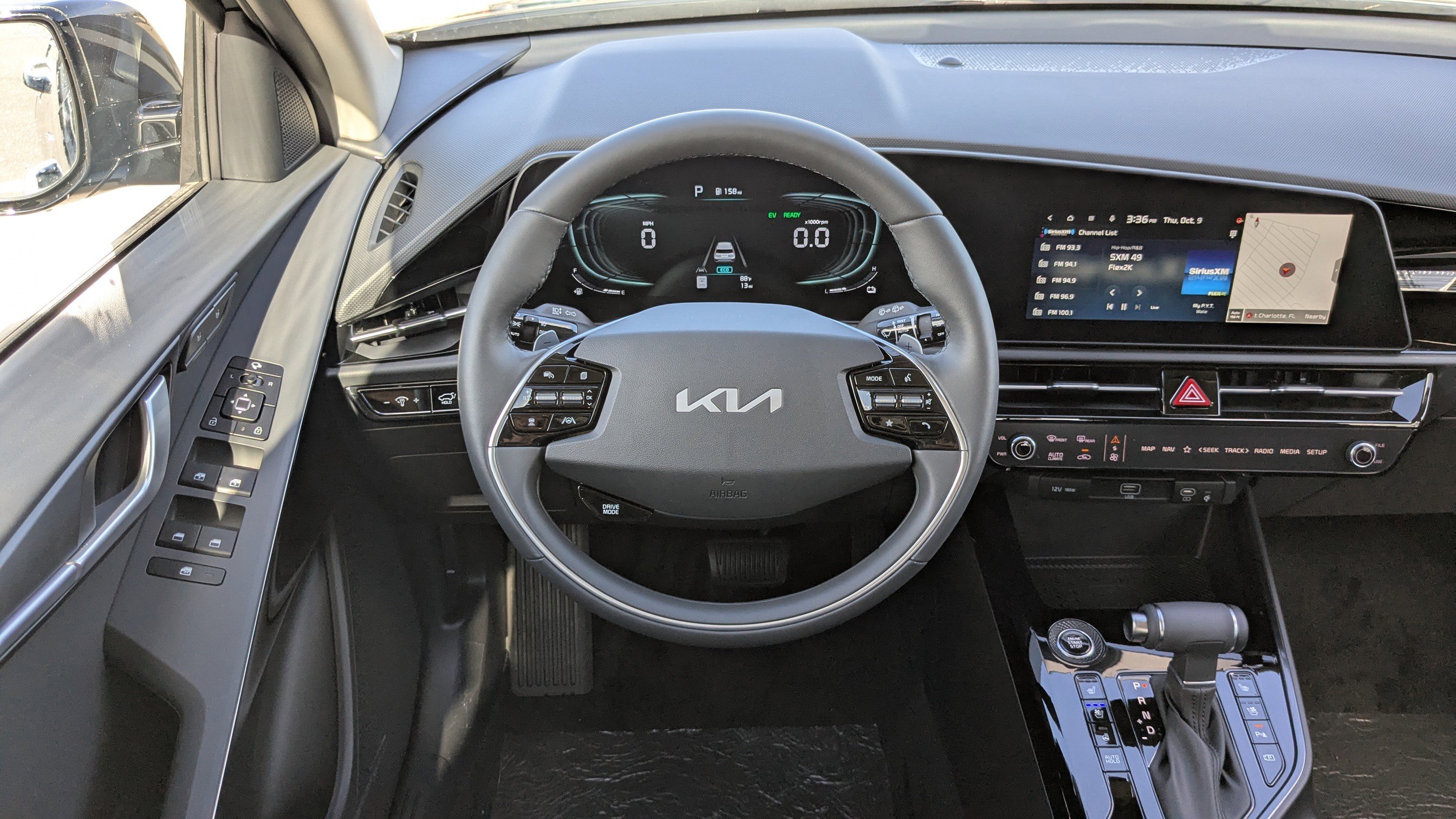 New 2025 Kia Niro SX image 19