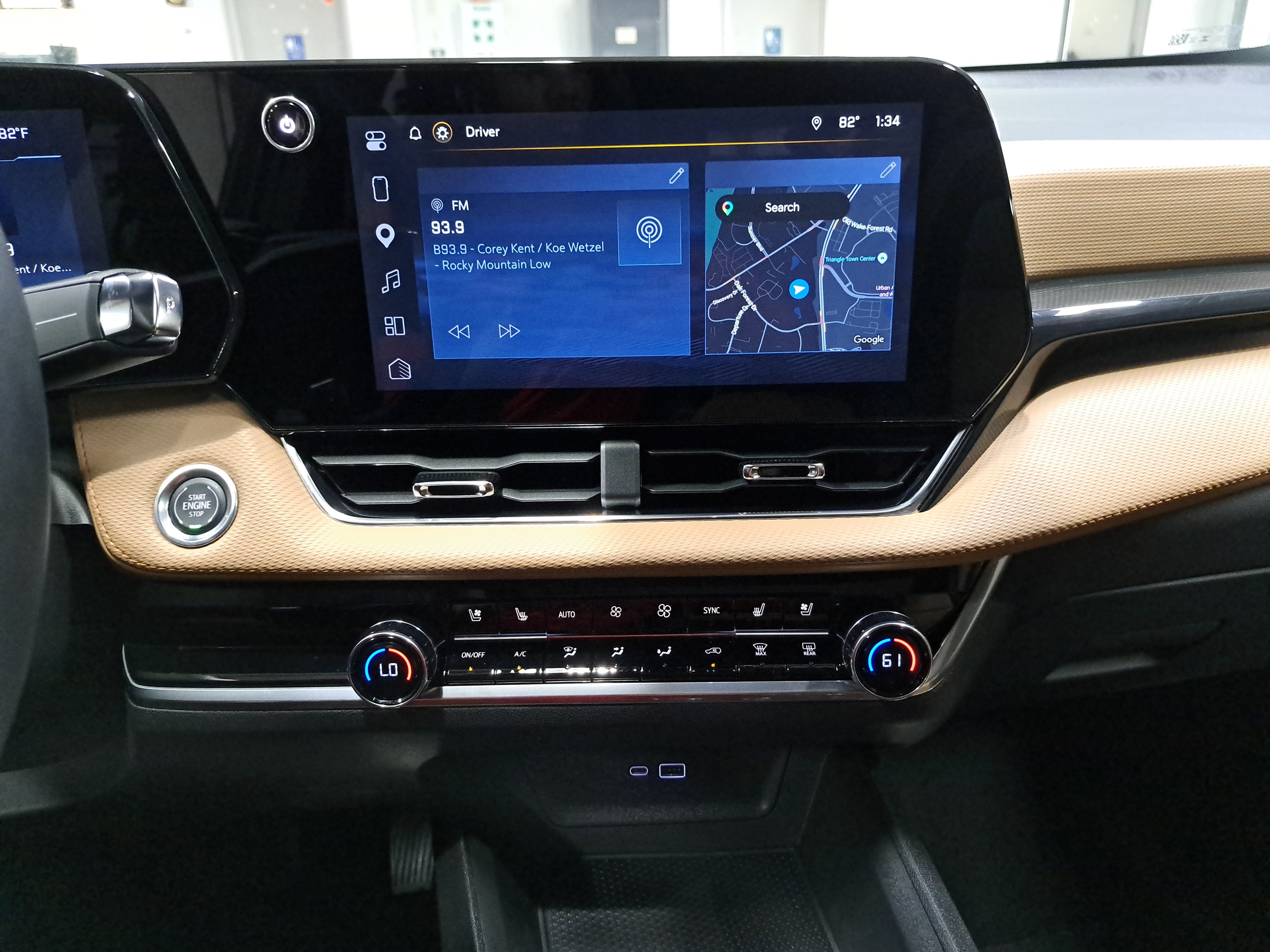 Used 2026 Chevrolet Equinox ACTIV w/ Convenience Package III FWD image 21