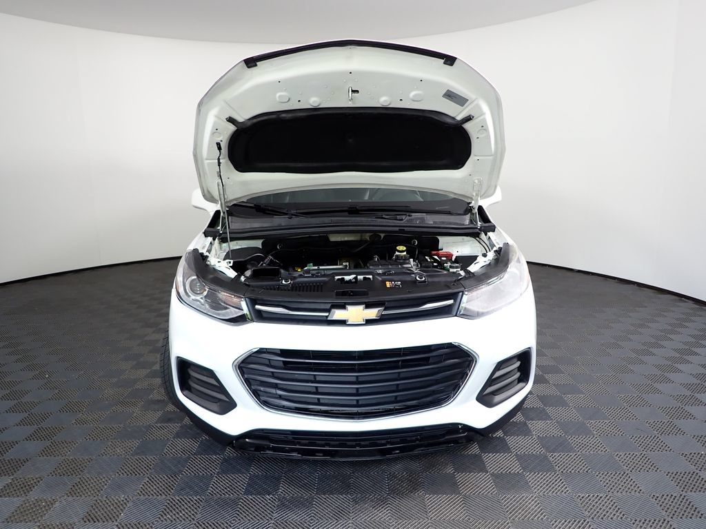 Used 2018 Chevrolet Trax LT w/ LT Convenience Package FWD image 36