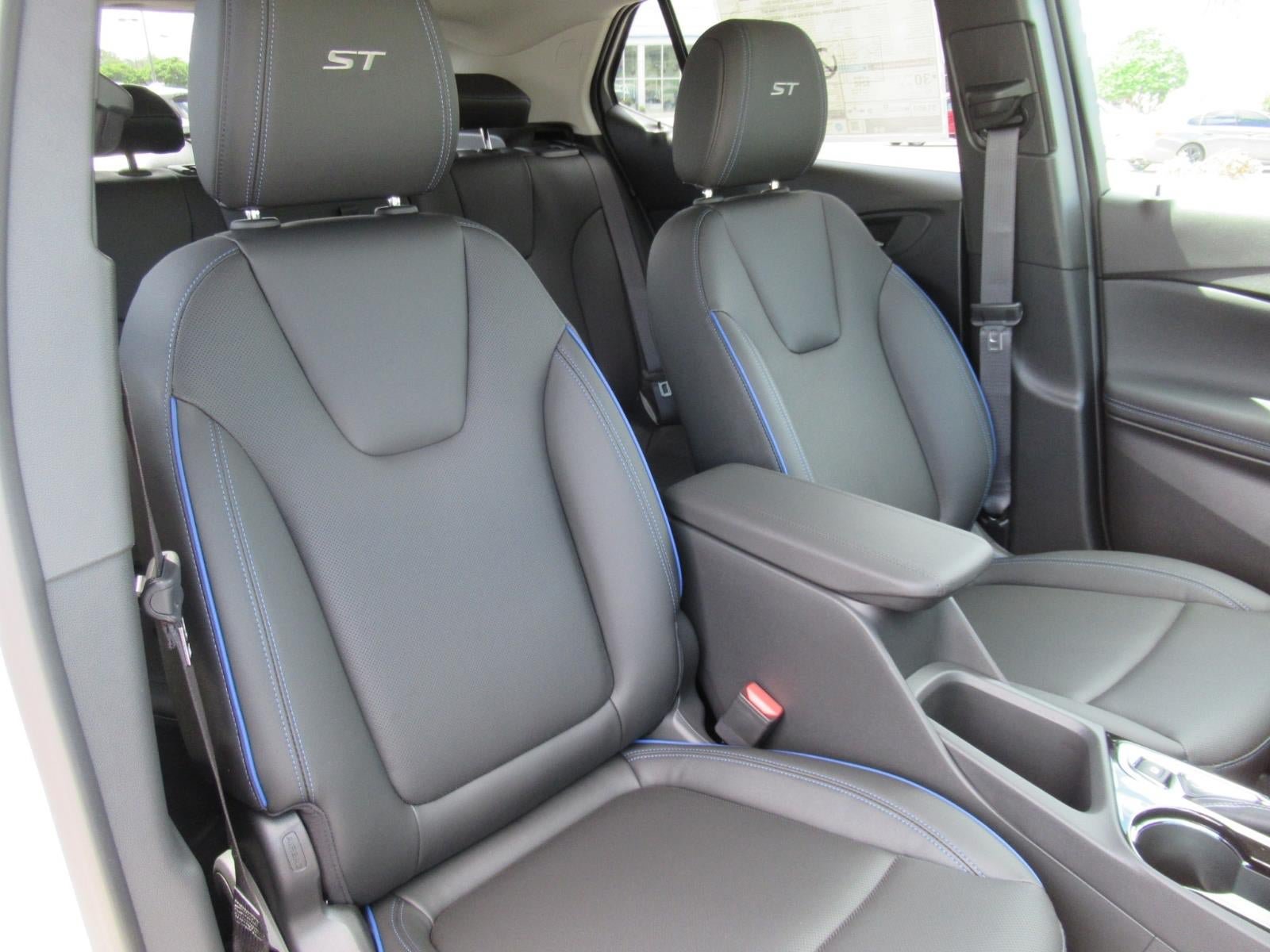 New 2026 Buick Encore GX Sport Touring w/ Advanced Technology Package FWD image 9