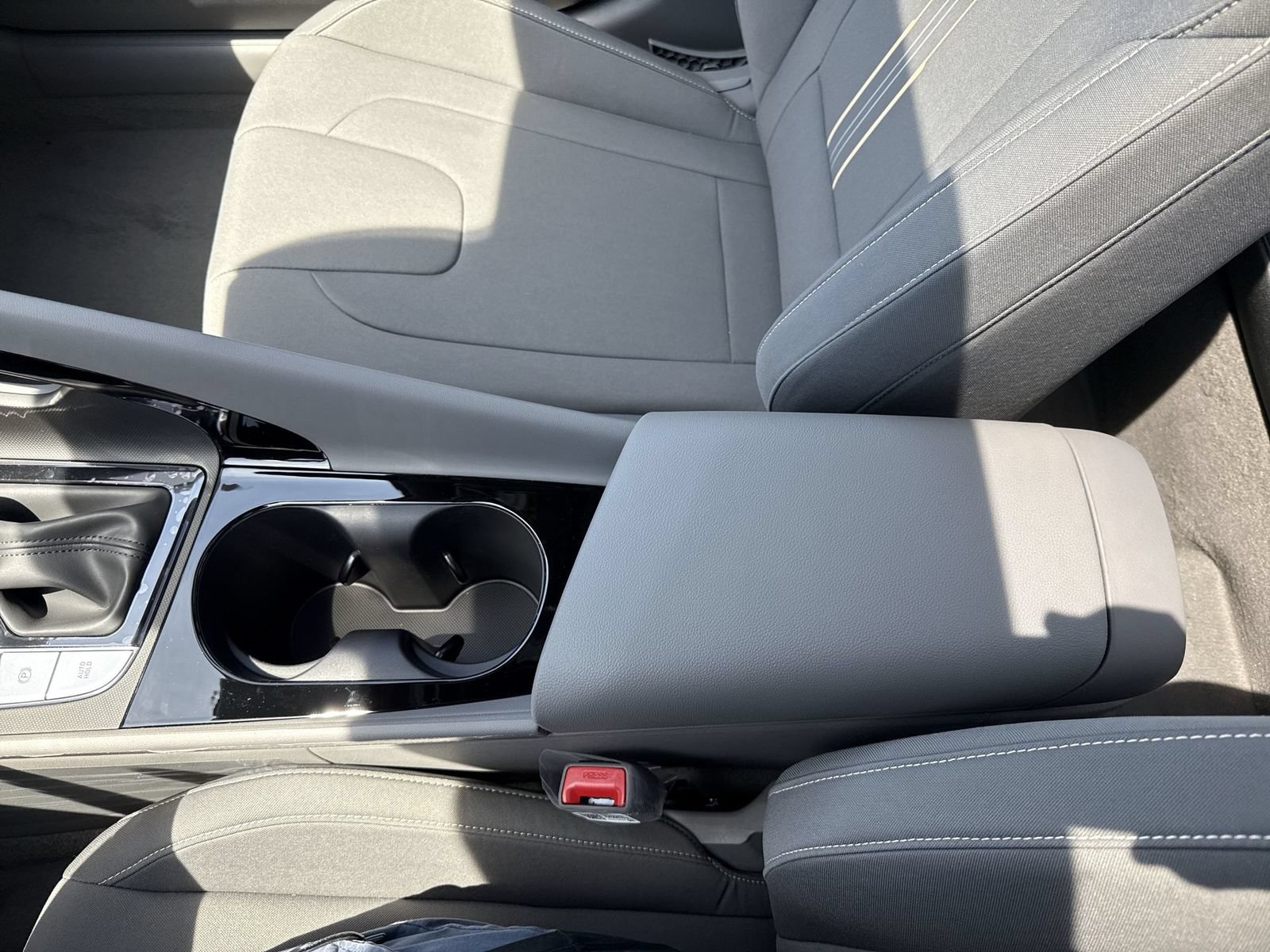 New 2026 Hyundai Elantra SEL Sport Premium FWD image 22