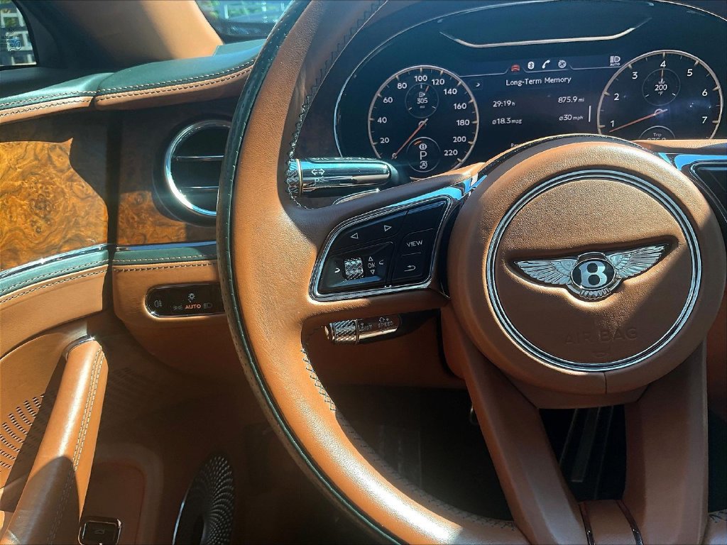 Used 2022 Bentley Flying Spur V8 AWD/4WD image 11