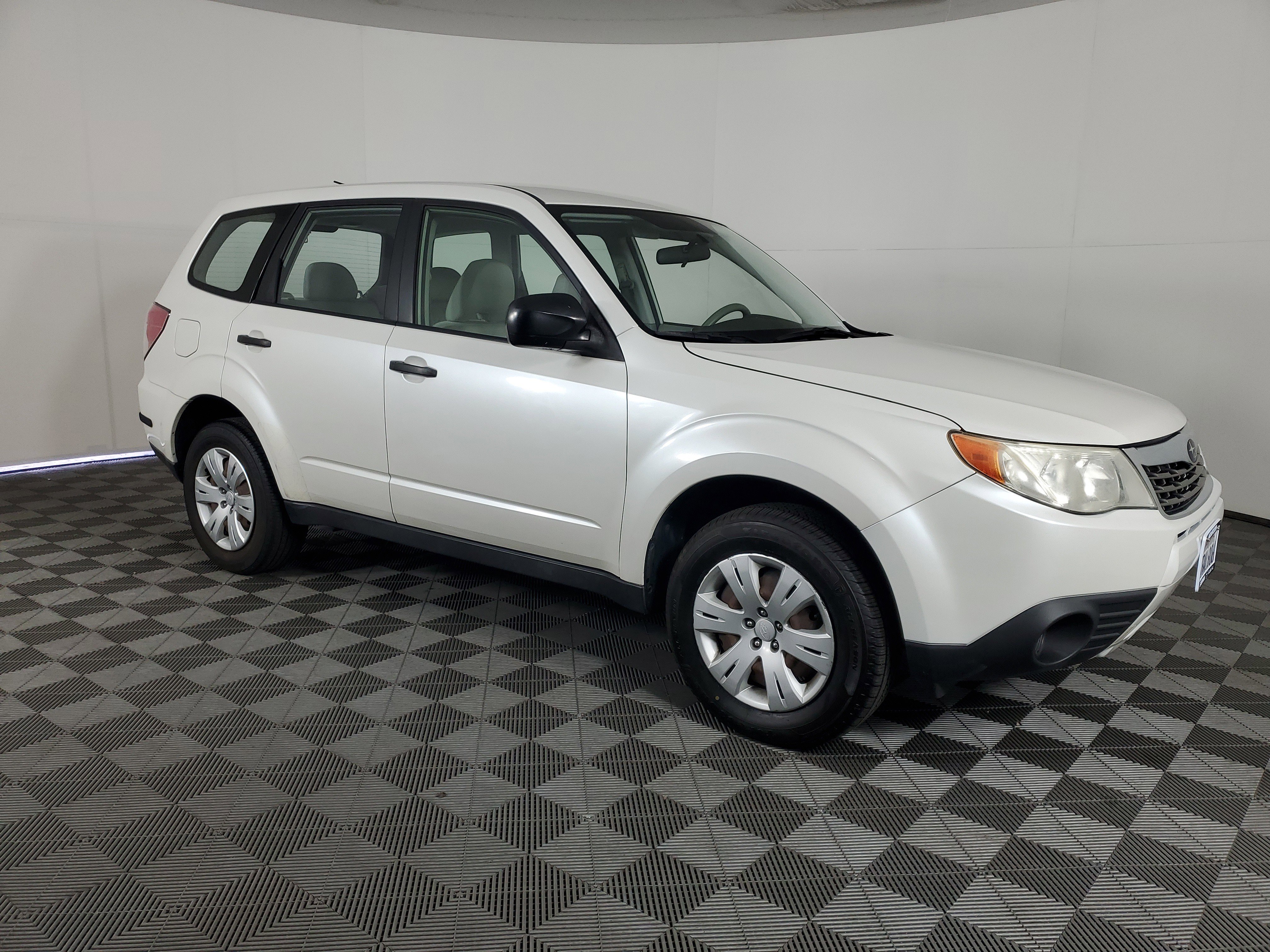 Used 2010 Subaru Forester 2.5X image 2