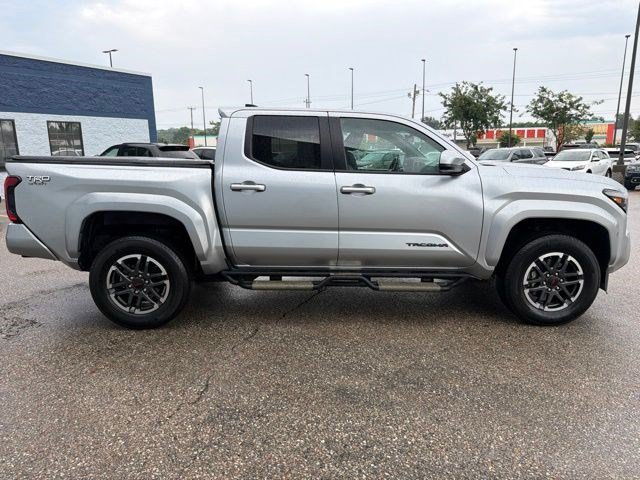 Used 2024 Toyota Tacoma TRD Sport RWD image 6