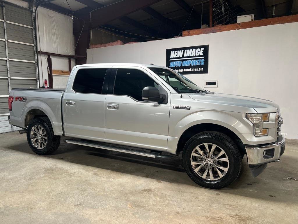 Used 2017 Ford F150 XLT w/ Equipment Group 302A Luxury image 2