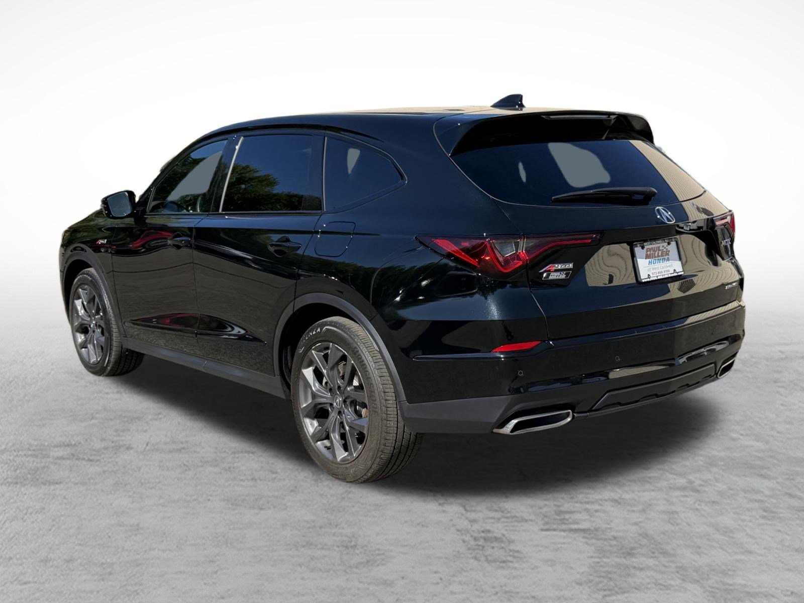 Used 2023 Acura MDX A-Spec AWD/4WD image 5