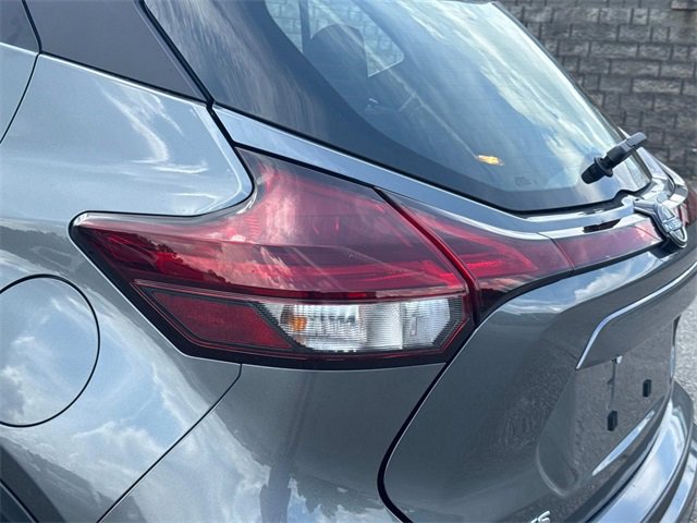 New 2025 Nissan Kicks Play S image 11