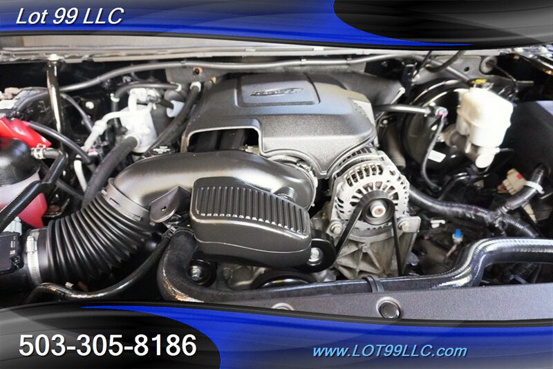 Used 2012 Chevrolet Avalanche LTZ AWD/4WD image 22