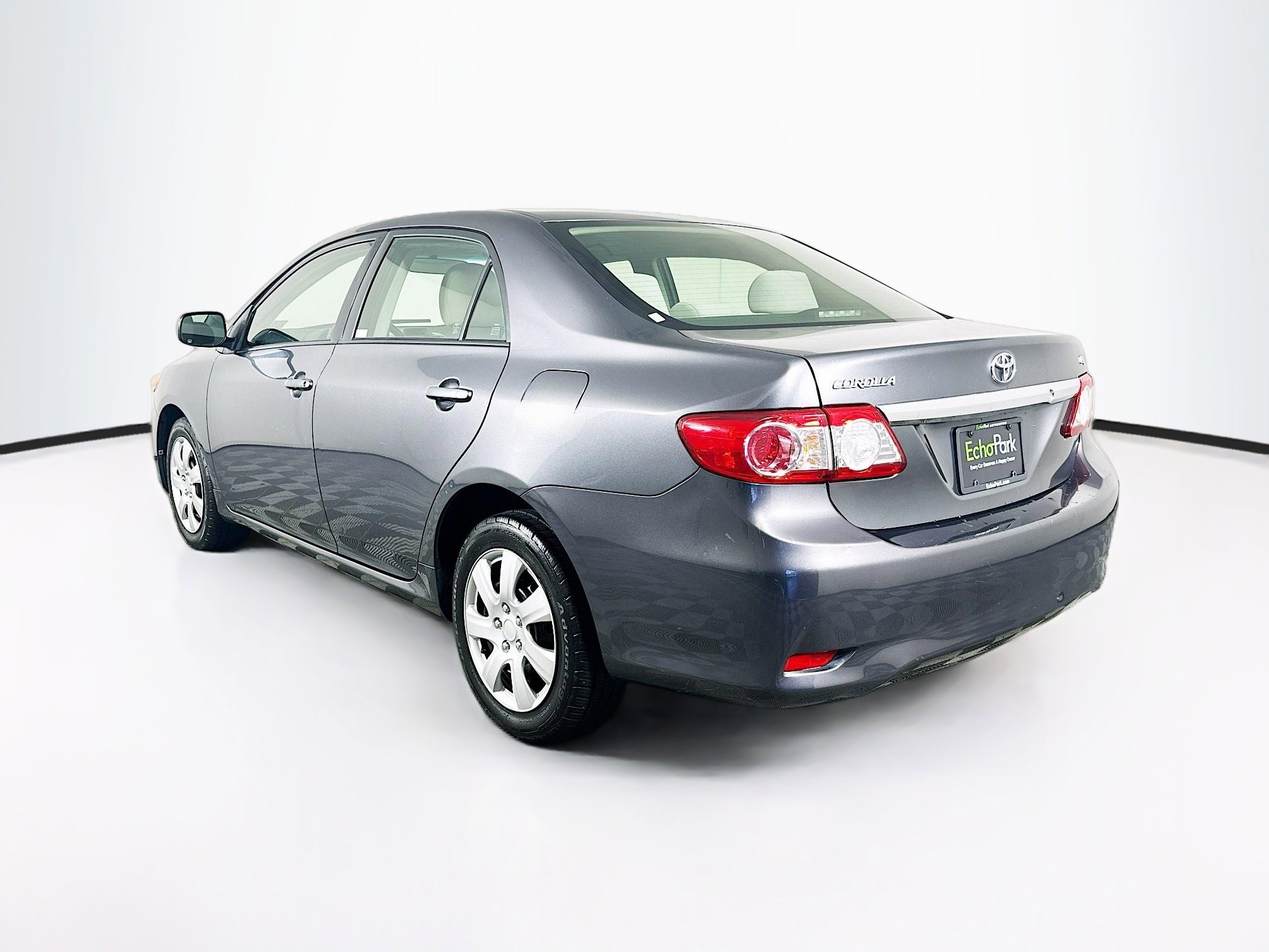 Used 2012 Toyota Corolla LE FWD image 5