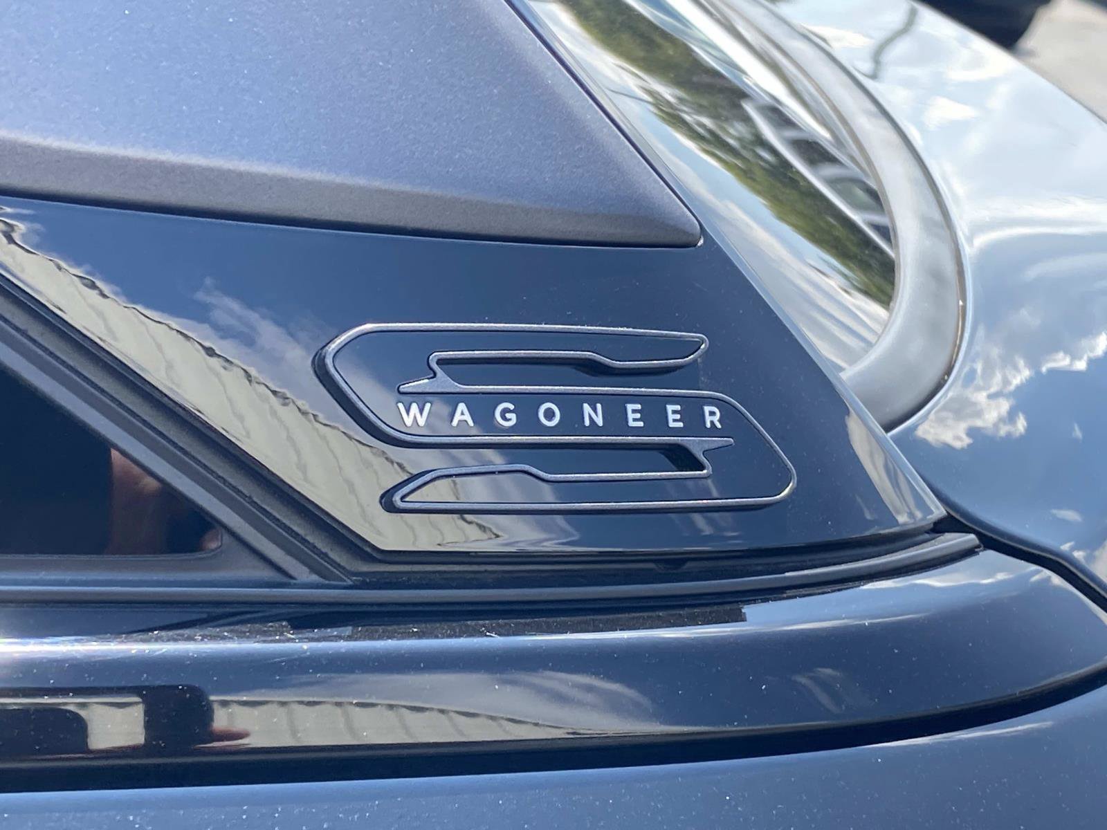Used 2025 Jeep Wagoneer S Launch Edition AWD/4WD image 17