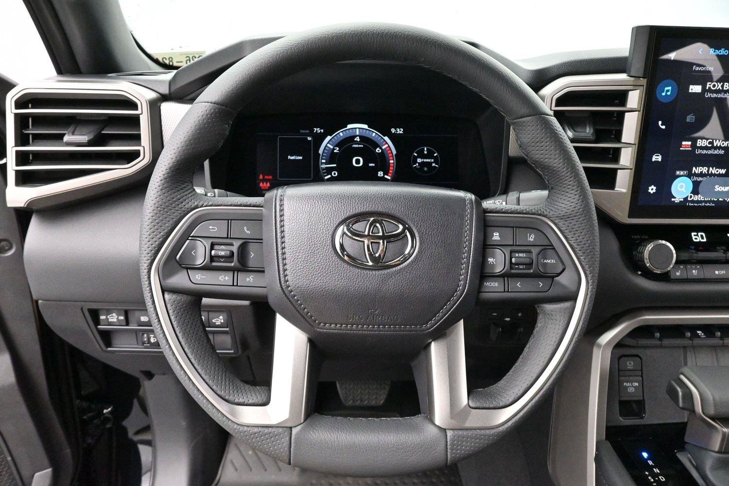 Used 2026 Toyota Tundra Limited AWD/4WD image 14