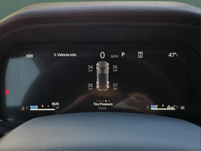 New 2026 Jeep Grand Cherokee Limited RWD image 10