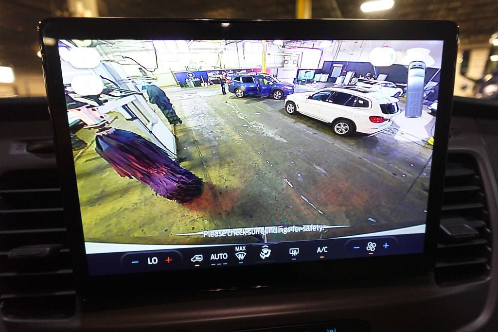 Used 2022 Ford Transit 350 XLT AWD/4WD image 18