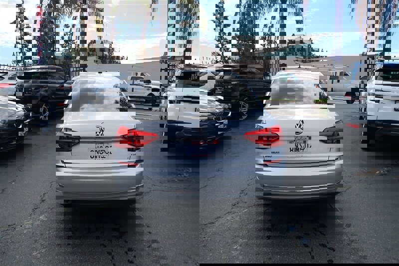 Used 2016 Volkswagen Passat 1.8T S image 13