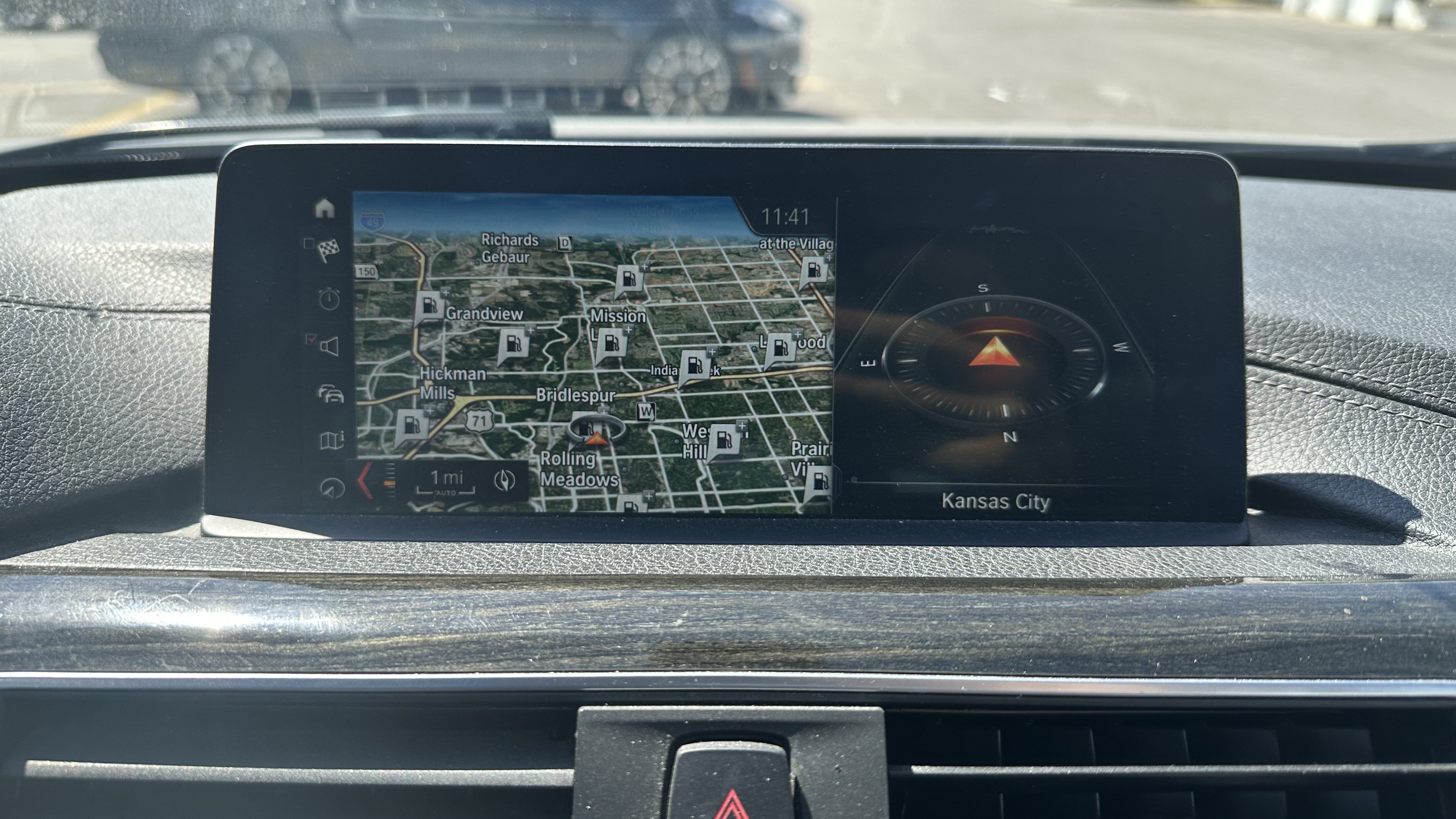 Used 2018 BMW 330i xDrive Sedan w/ Convenience Package AWD/4WD image 25