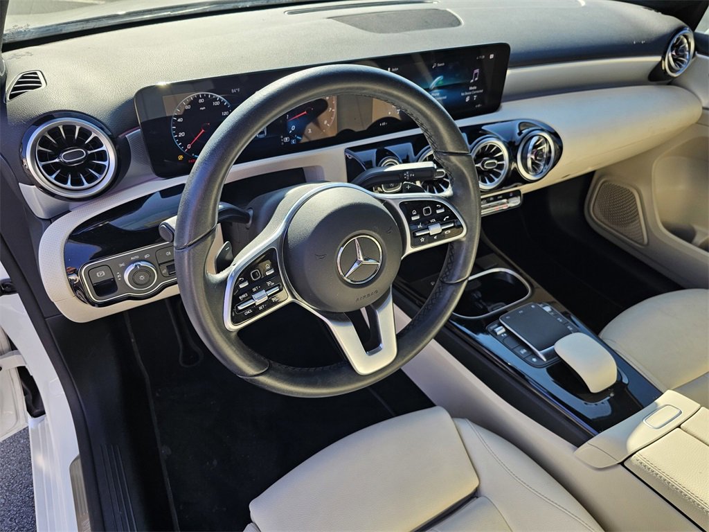 Used 2022 Mercedes-Benz A 220 image 15