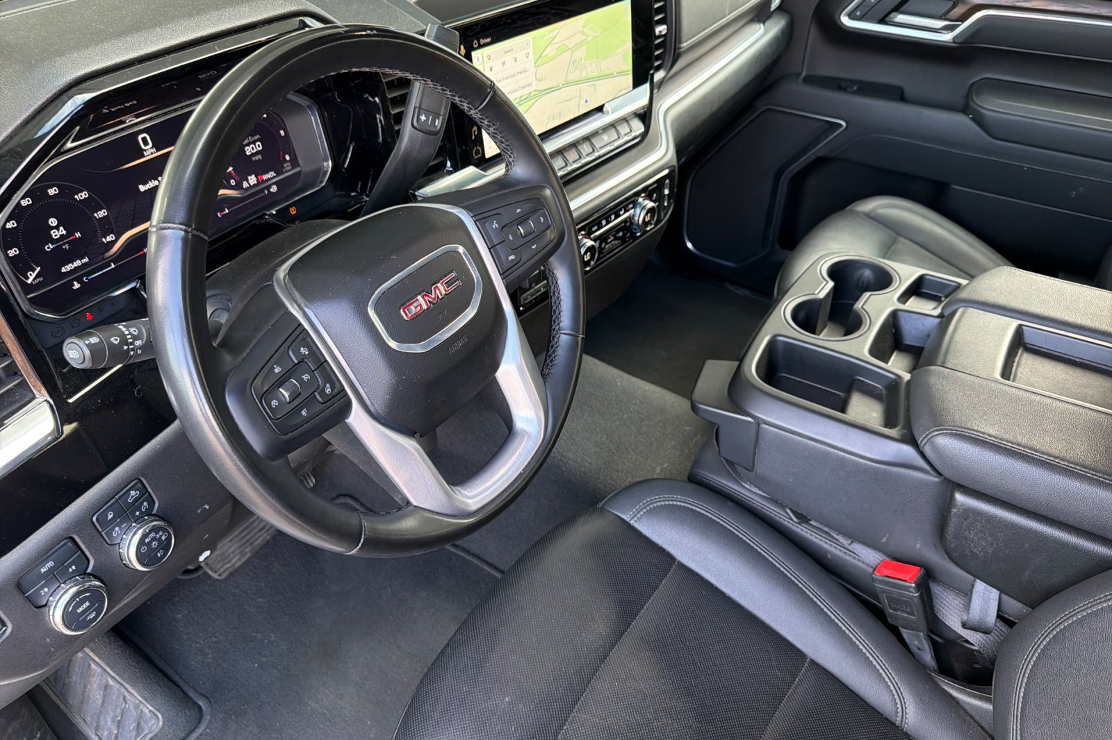 Used 2025 GMC Sierra 1500 SLT AWD/4WD image 12