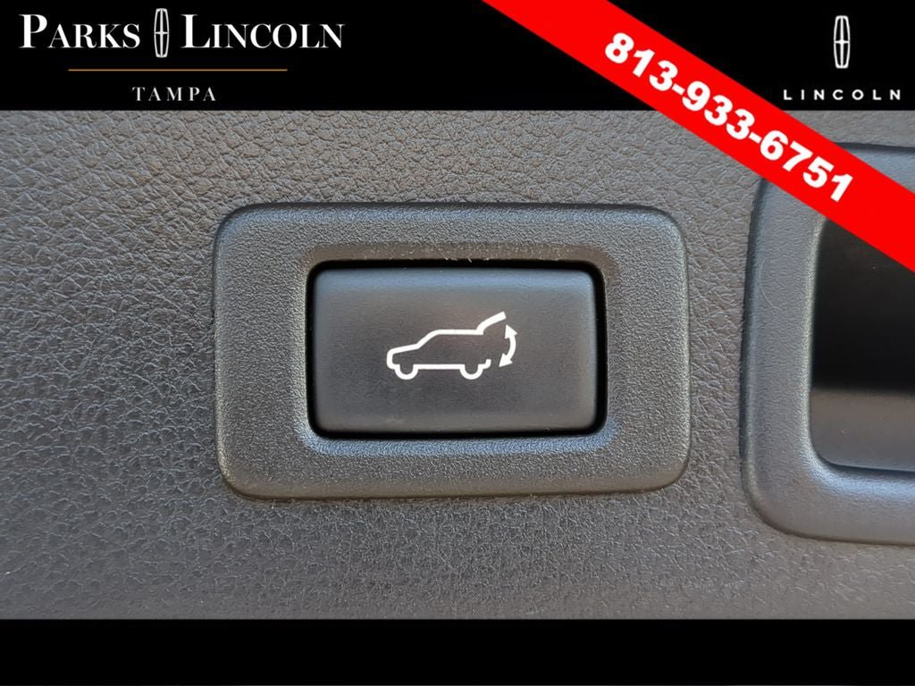 Used 2016 Subaru Forester 2.5i Limited AWD/4WD image 9