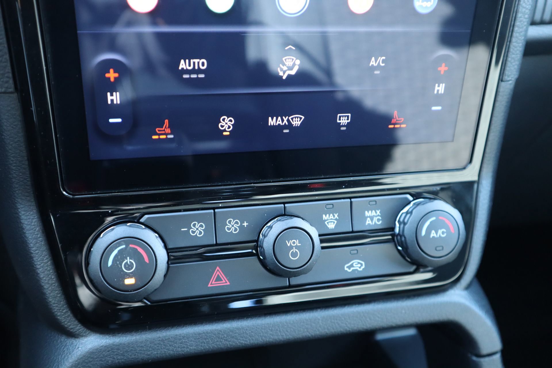 New 2026 Ford Ranger XLT w/ Equipment Group 301A High image 8