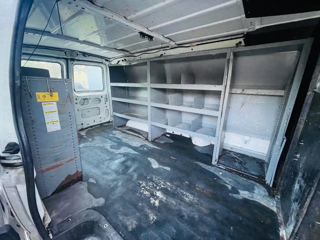 Used 2008 Ford E-250 and Econoline 250 image 14