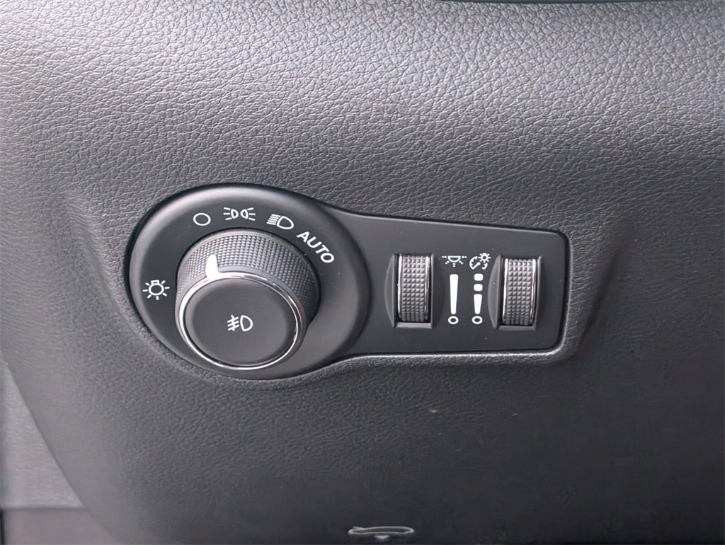 New 2026 Jeep Compass Latitude image 27