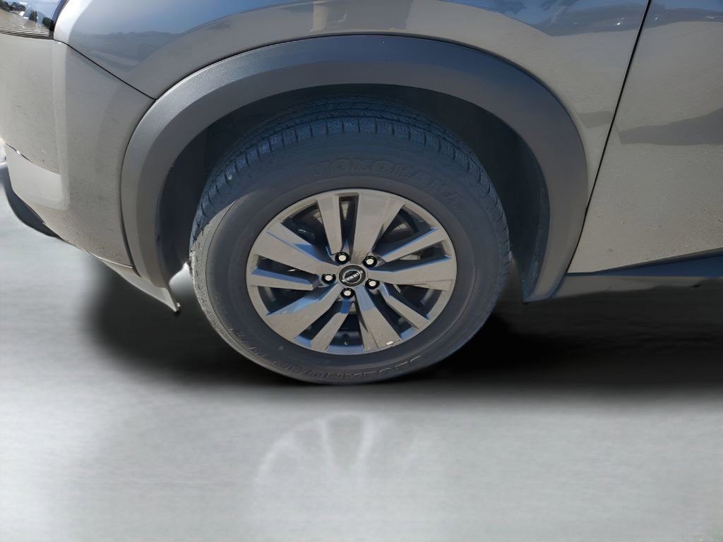 Certified 2025 Nissan Pathfinder SV image 43