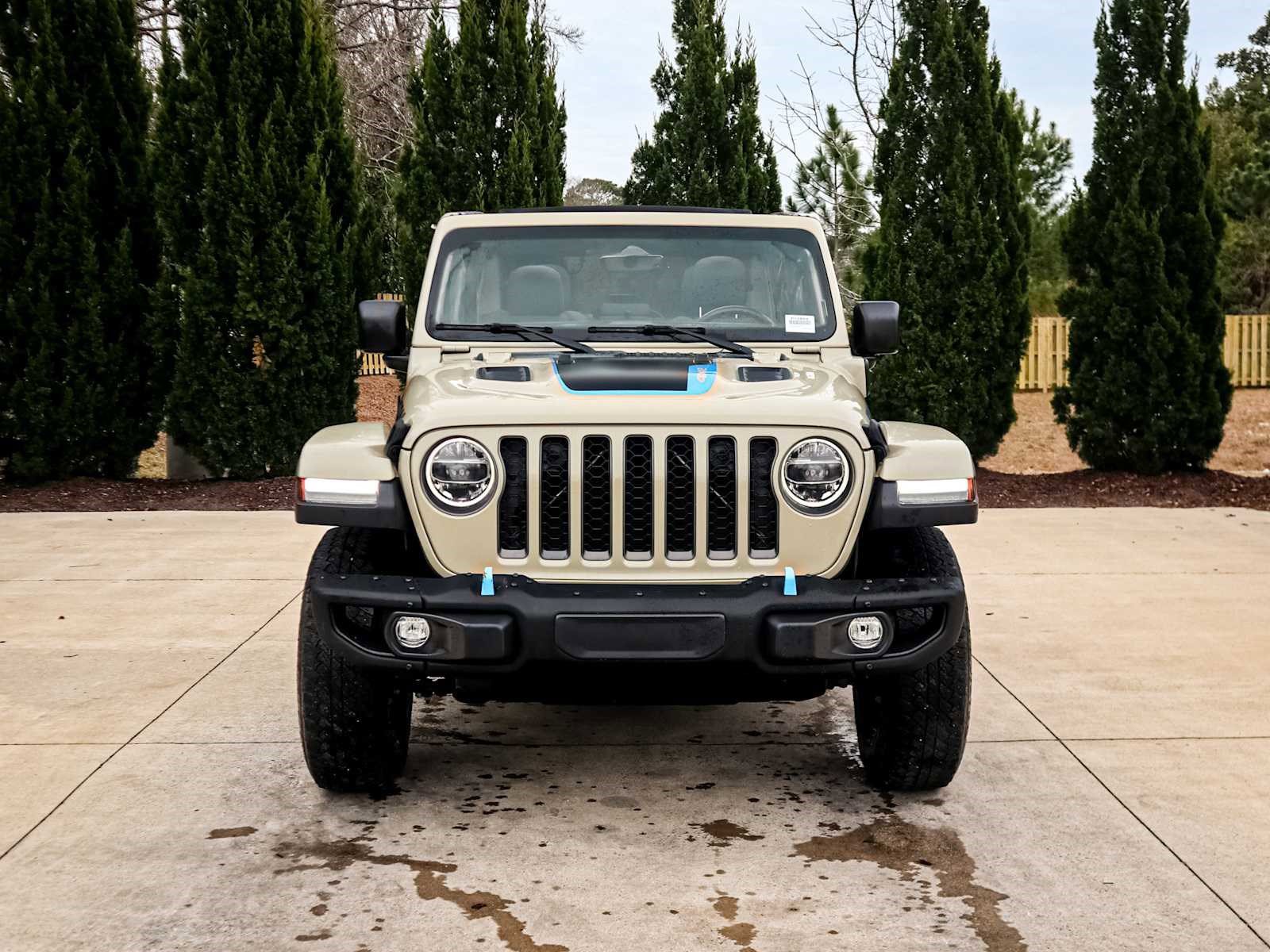 Used 2022 Jeep Wrangler Unlimited Rubicon 4xe w/ Steel Bumper Group image 2