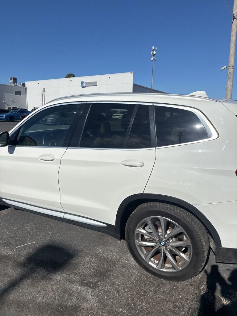 Used 2019 BMW X3 sDrive30i w/ Driving Assistance Package image 17