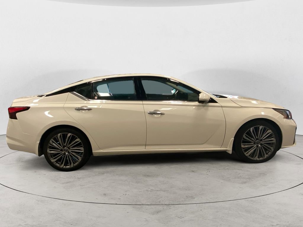 Certified 2024 Nissan Altima 2.5 SL image 7