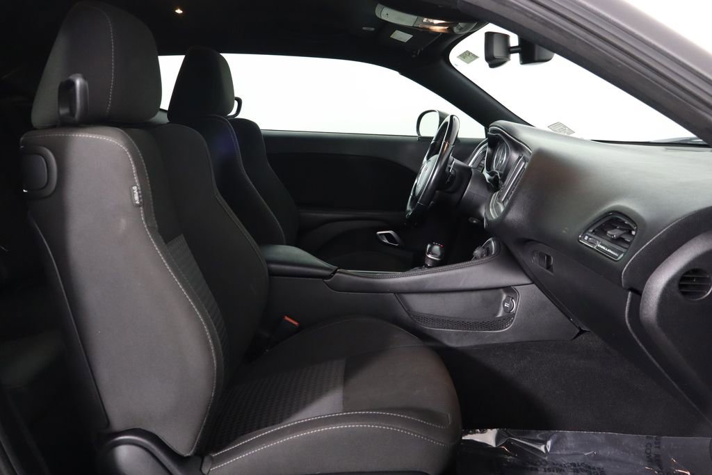 Used 2020 Dodge Challenger R/T RWD image 18