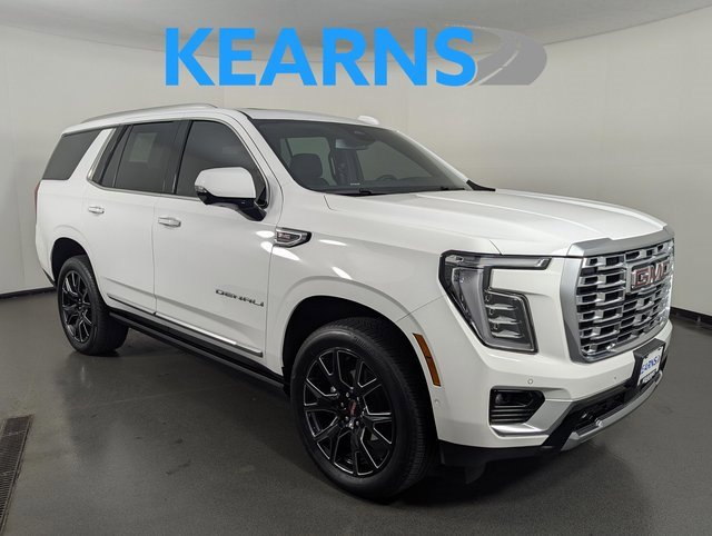 Used 2025 GMC Yukon Denali image 1