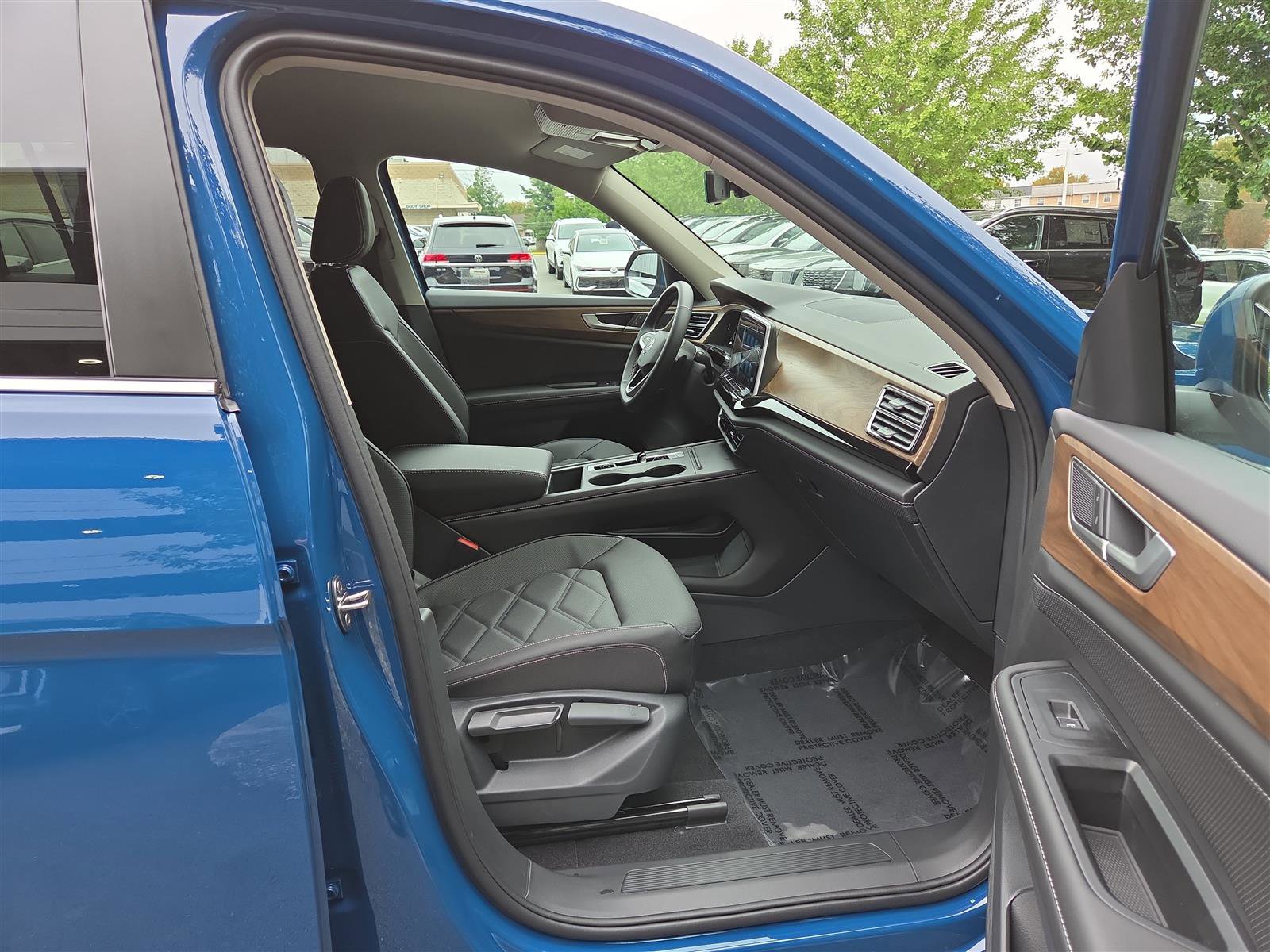 New 2026 Volkswagen Atlas SE image 34