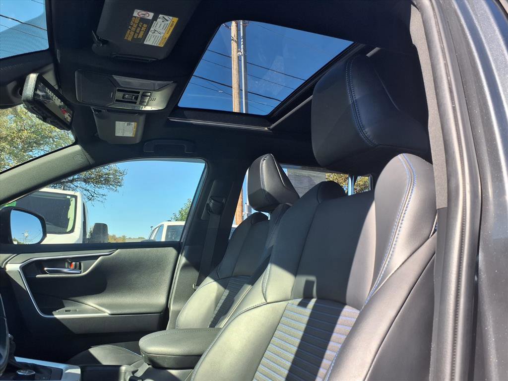 Used 2019 Toyota RAV4 XSE image 7