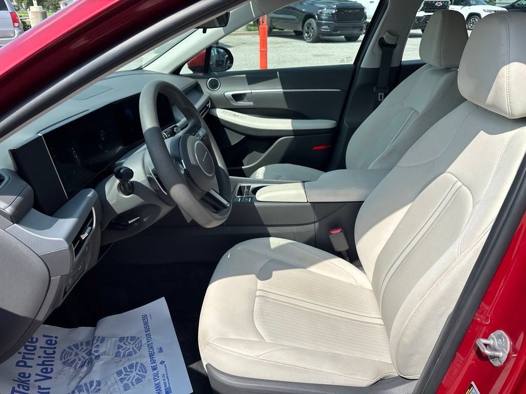 Used 2025 Hyundai Sonata SEL FWD image 59