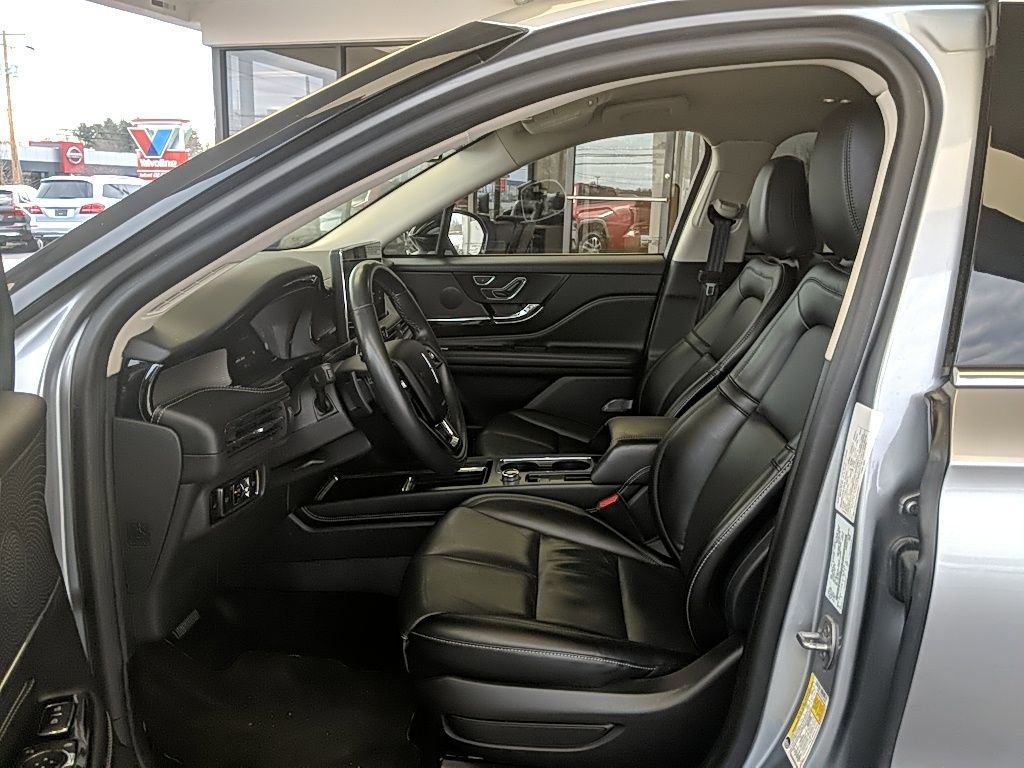 Certified 2023 Lincoln Corsair Reserve image 10