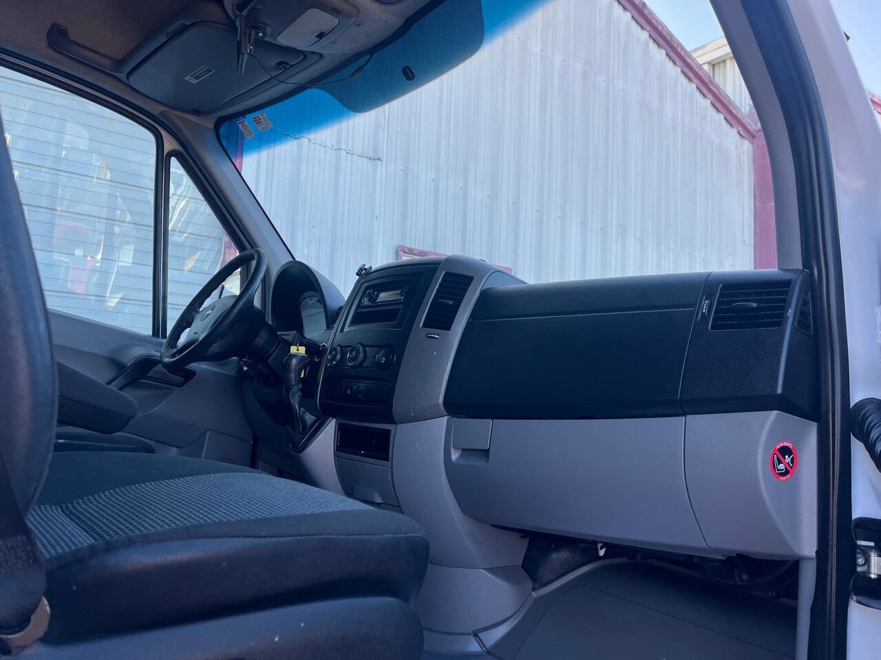 Used 2010 Freightliner Sprinter 2500 image 20