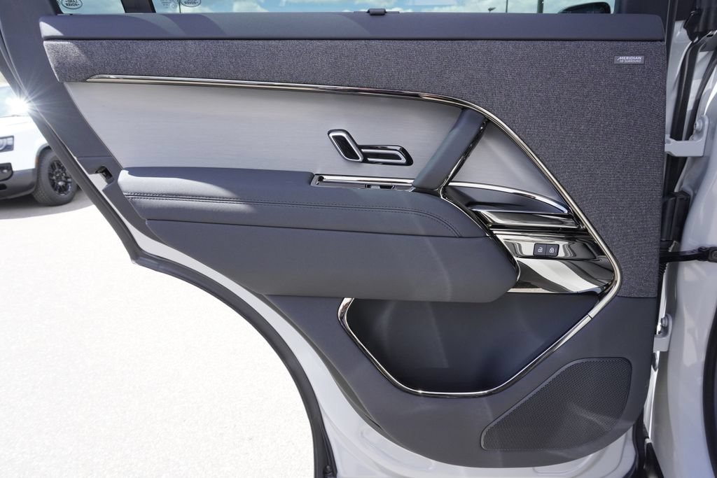New 2026 Land Rover Range Rover Sport Dynamic SE AWD/4WD image 28