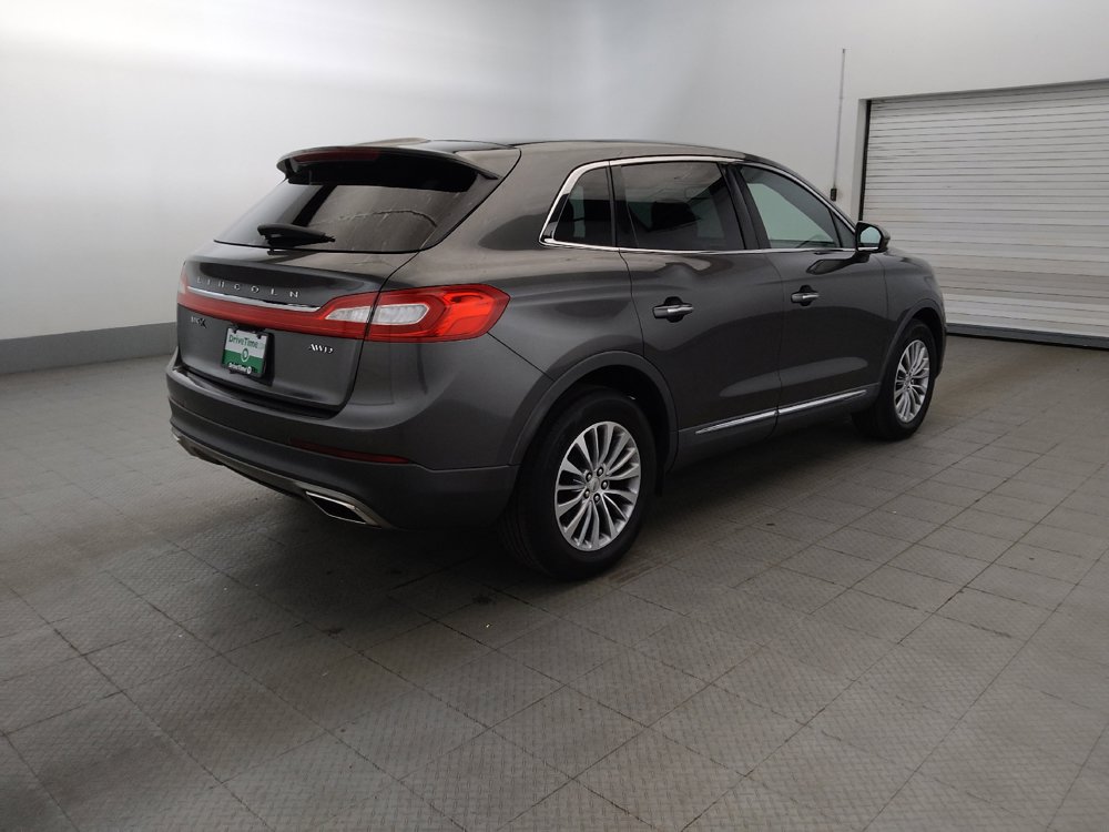 Used 2017 Lincoln MKX Select w/ Select Plus Package AWD/4WD image 10