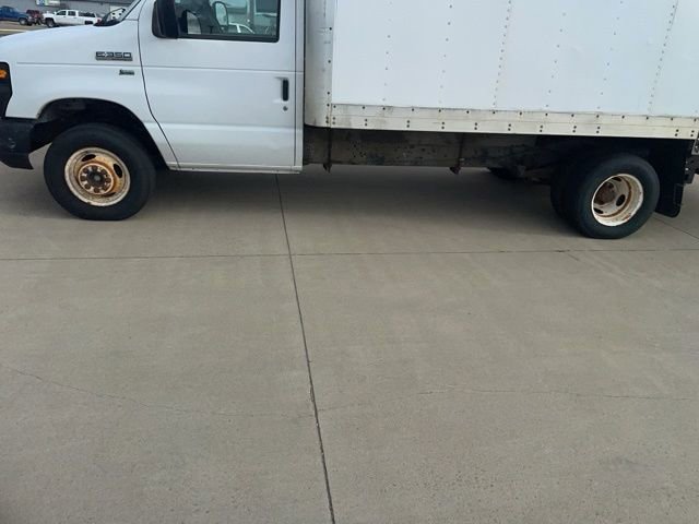 Used 2012 Ford E-350 and Econoline 350 Super Duty image 5