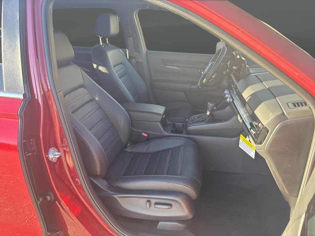 Used 2025 Honda CR-V Sport Touring image 31