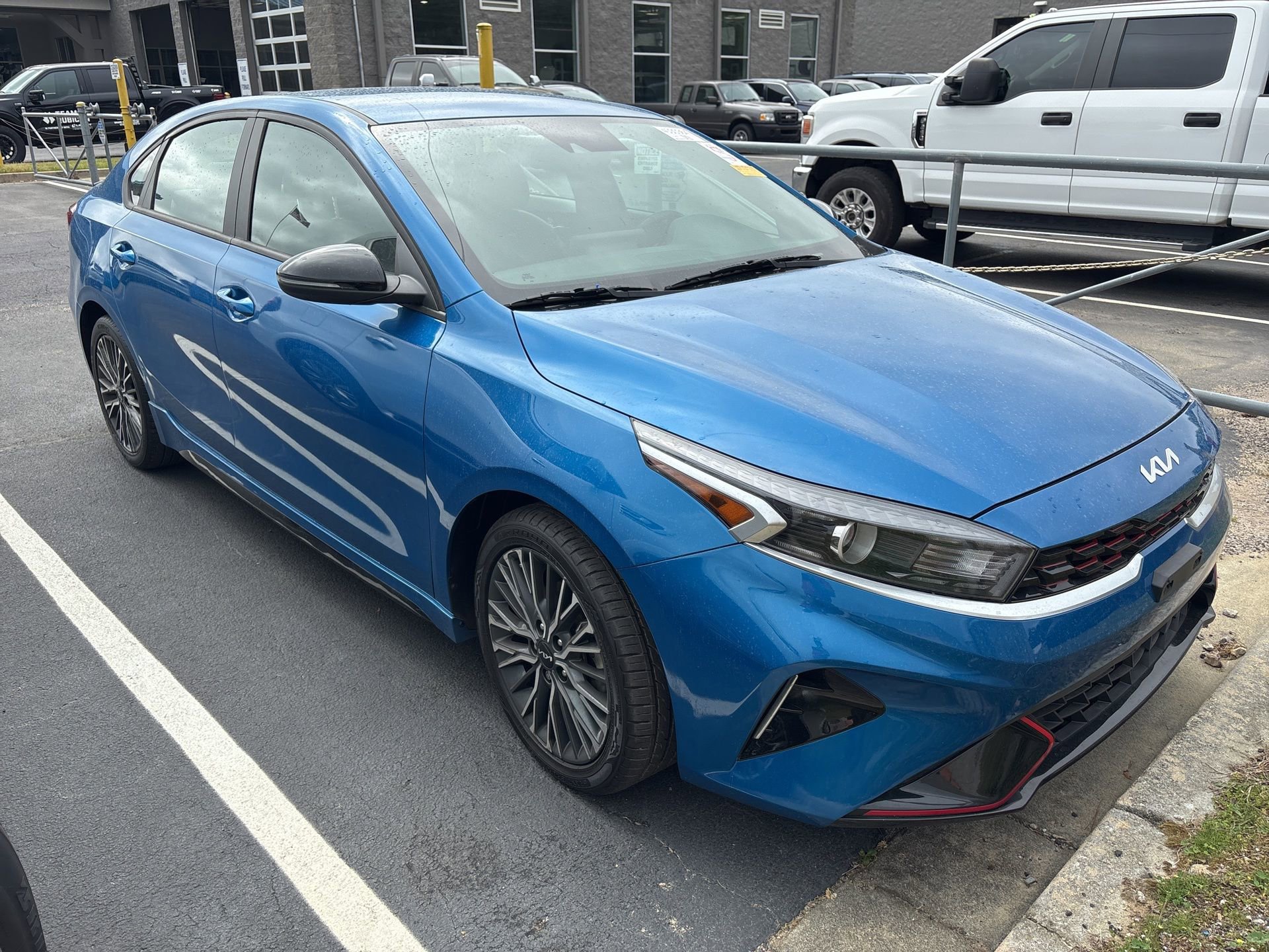 Used 2023 Kia Forte GT-Line image 2