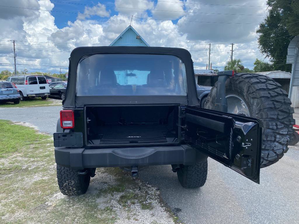 Used 2011 Jeep Wrangler Unlimited Sport AWD/4WD image 17