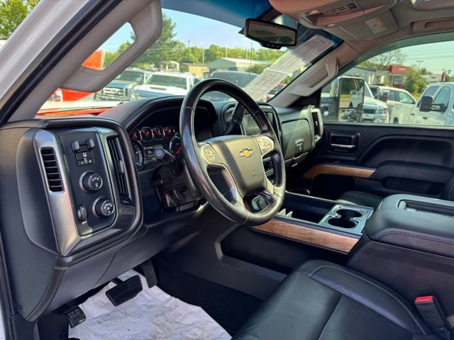 Used 2018 Chevrolet Silverado 3500 LTZ AWD/4WD image 10