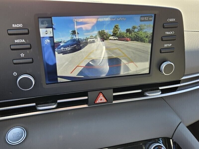 New 2026 Hyundai Elantra SEL Sport Premium FWD image 9