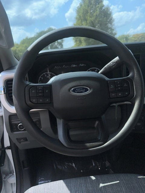 New 2025 Ford F250 XLT image 10
