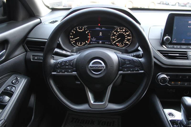 Used 2020 Nissan Altima 2.5 S FWD image 14