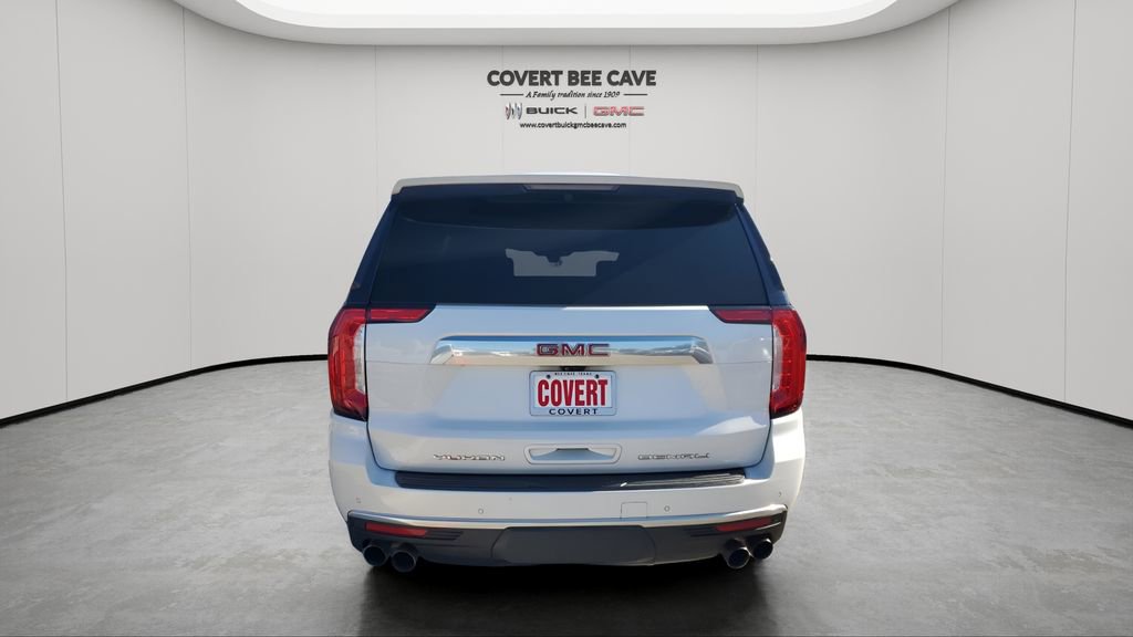 Used 2021 GMC Yukon Denali w/ Denali Premium Package image 8
