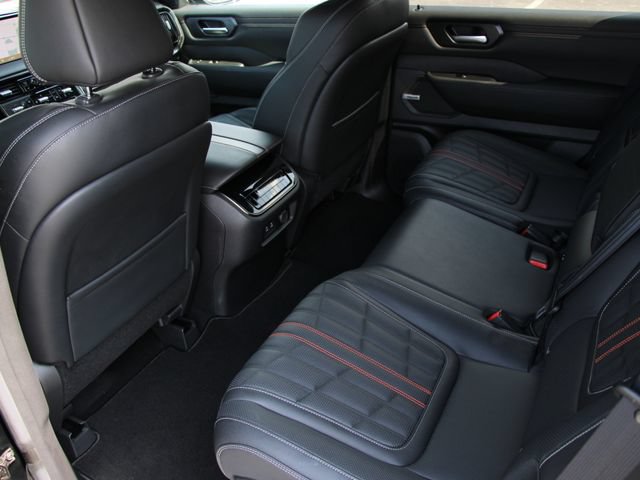 Certified 2025 Nissan Armada PRO-4X AWD/4WD image 21